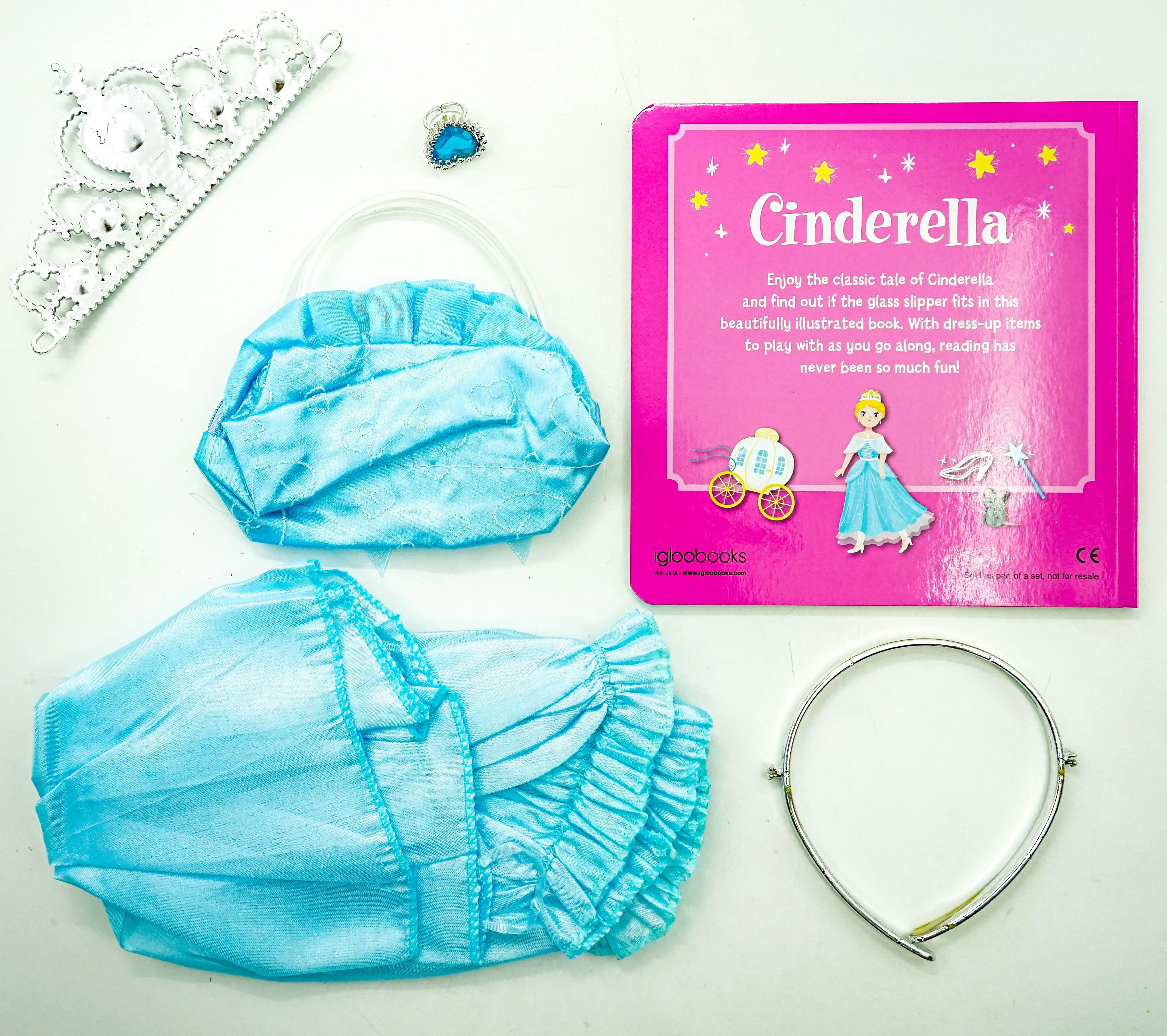 Dress Up And Play: Cinderella